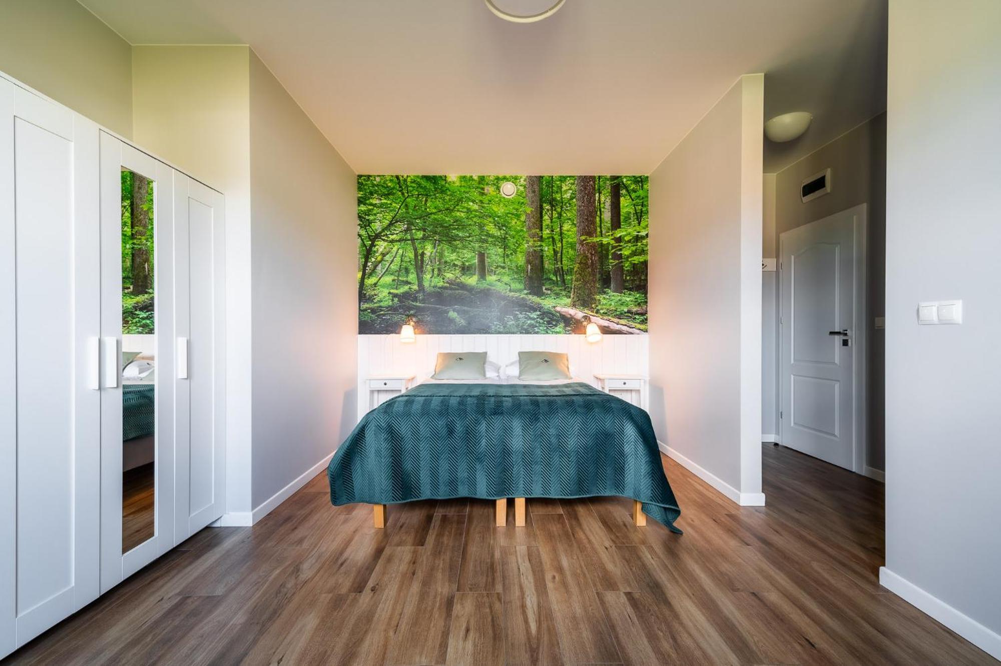 Black Lion Apartment *